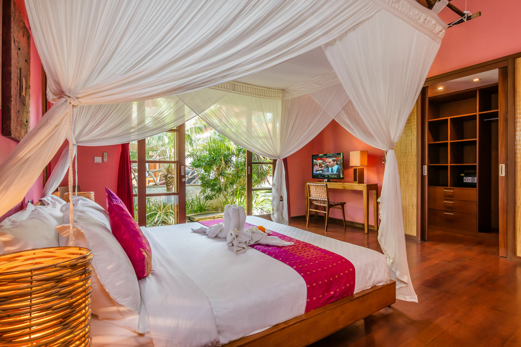 Essence Villa